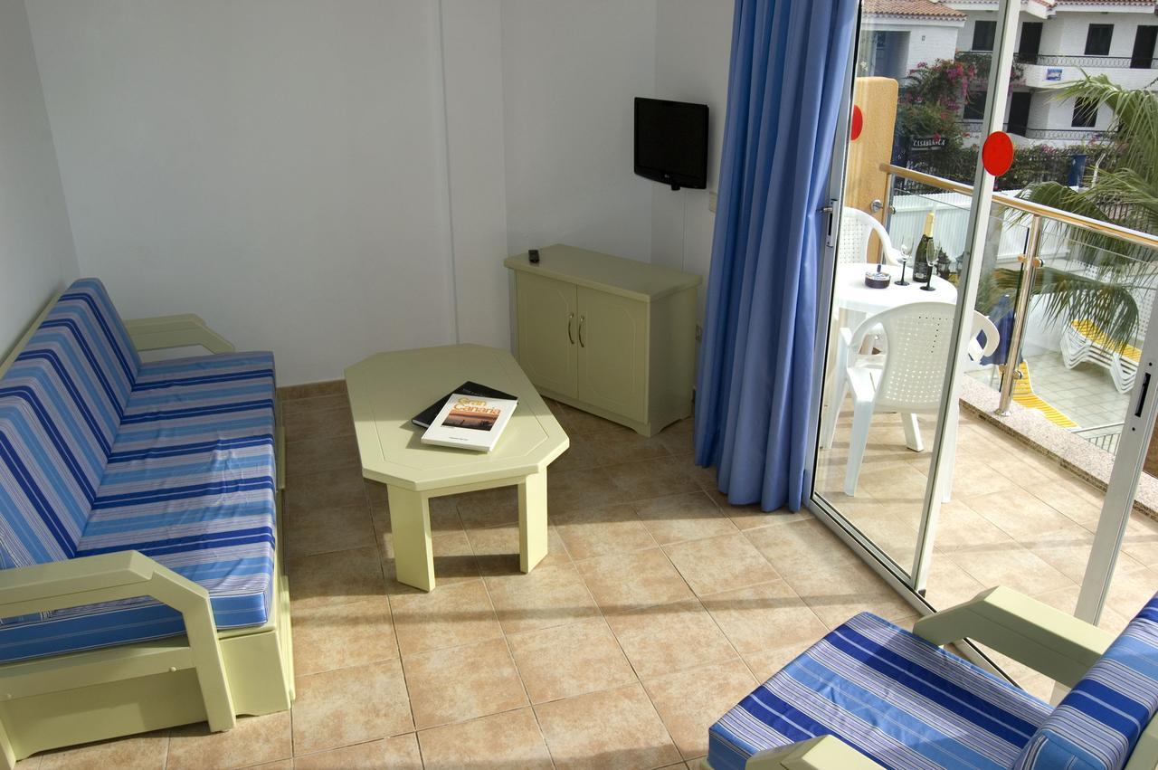 Apartamentos Karina Playa del Inglés Pokoj fotografie